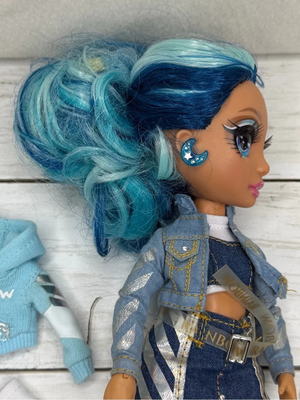 Rainbow High Skyler Bradshaw Fashion Doll & Outfits - Blue MGA
